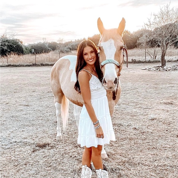 Meet your Posher, Vanessa! - Picture 1 of 1